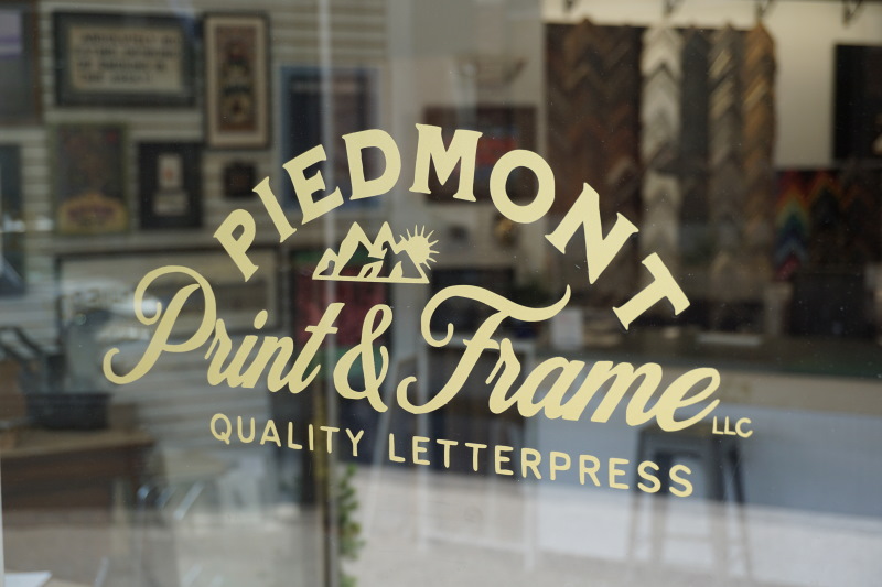 Window front of Piedmont Print and Frame, a success story of the SoCal VBOC